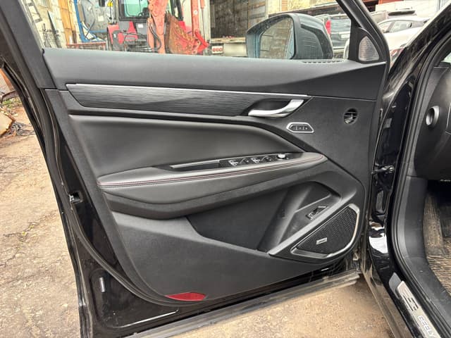 Geely Tugella - 8