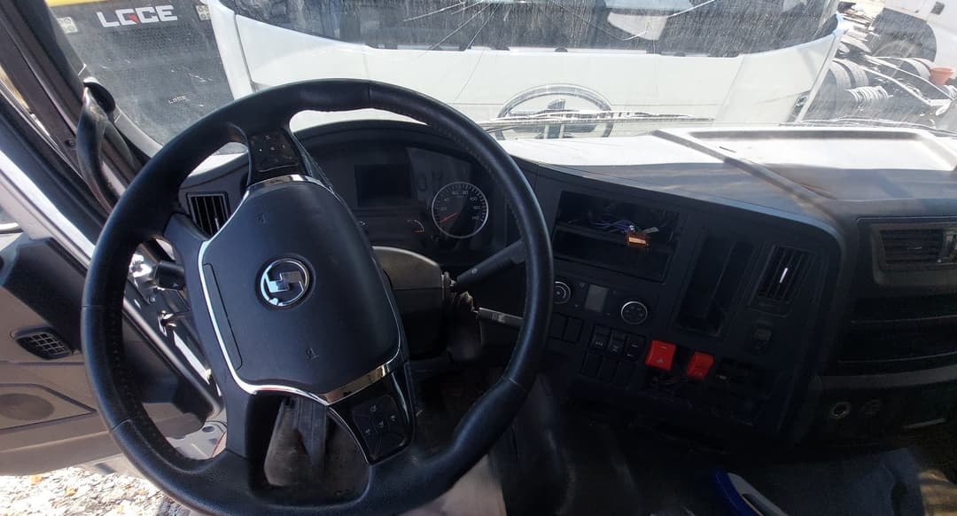 Shacman (Shaanxi) SX* 8x4 Самосвал - 5
