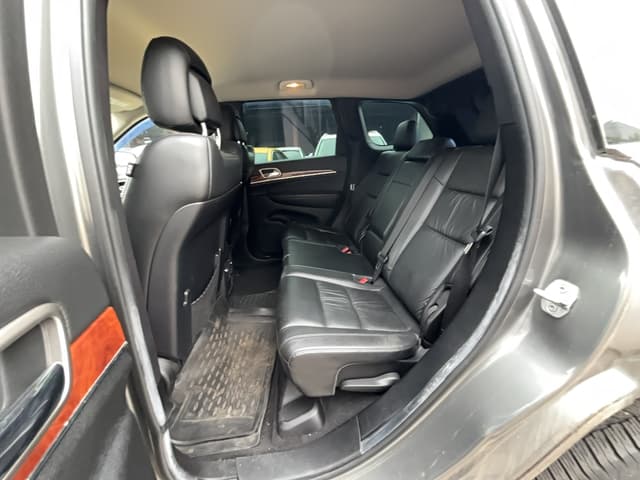 Jeep Grand Cherokee - 8
