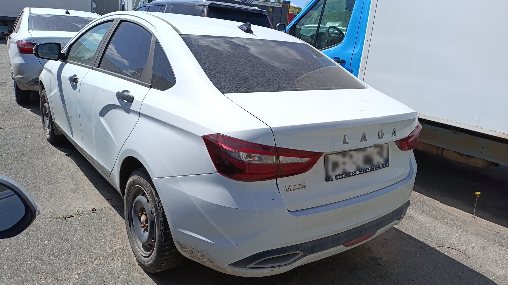 Lada Vesta седан - 4