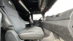 Sitrak C7H 6x4 Седельный тягач - 8