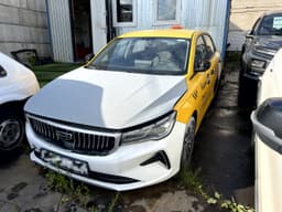 Geely EMGRAND - 1