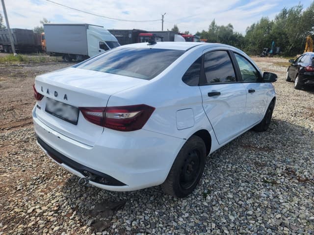Lada Vesta седан - 2