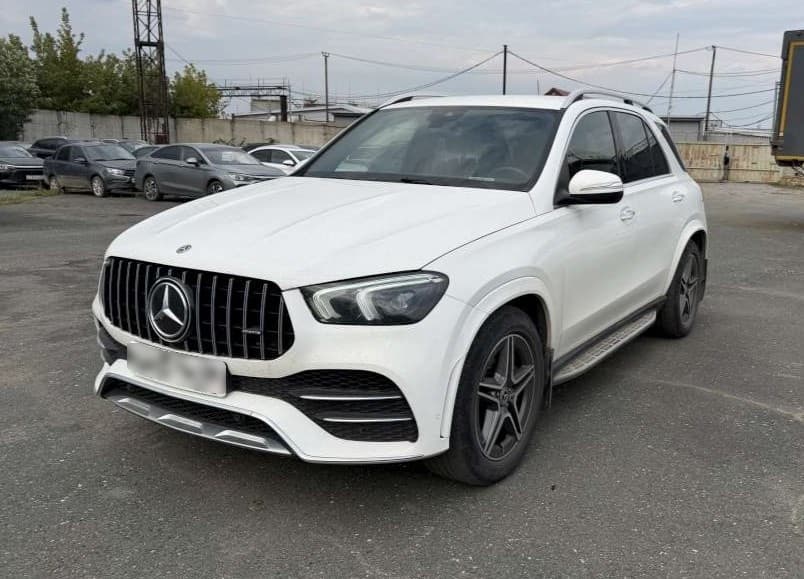 Mercedes-Benz GLE - 1
