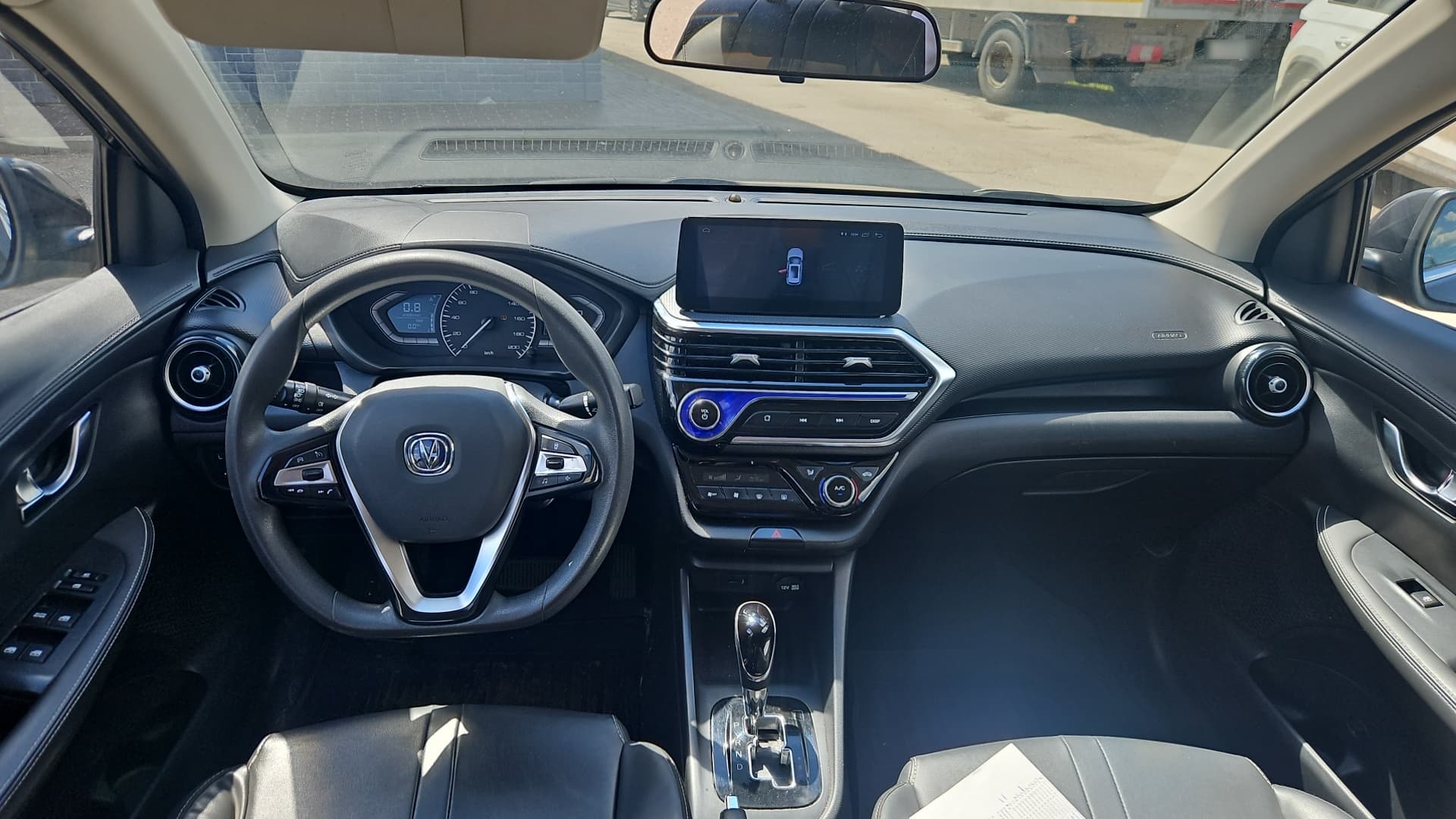 Changan Alsvin - 5