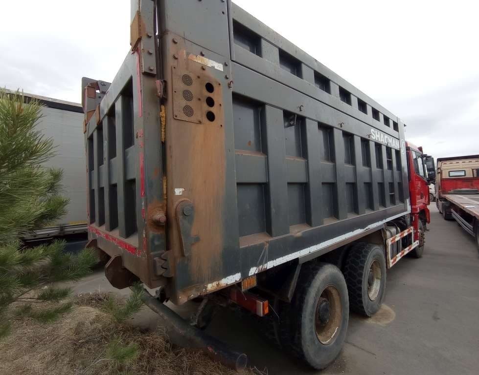Shacman (Shaanxi) SX32586T384C  самосвал 6x4 - 3