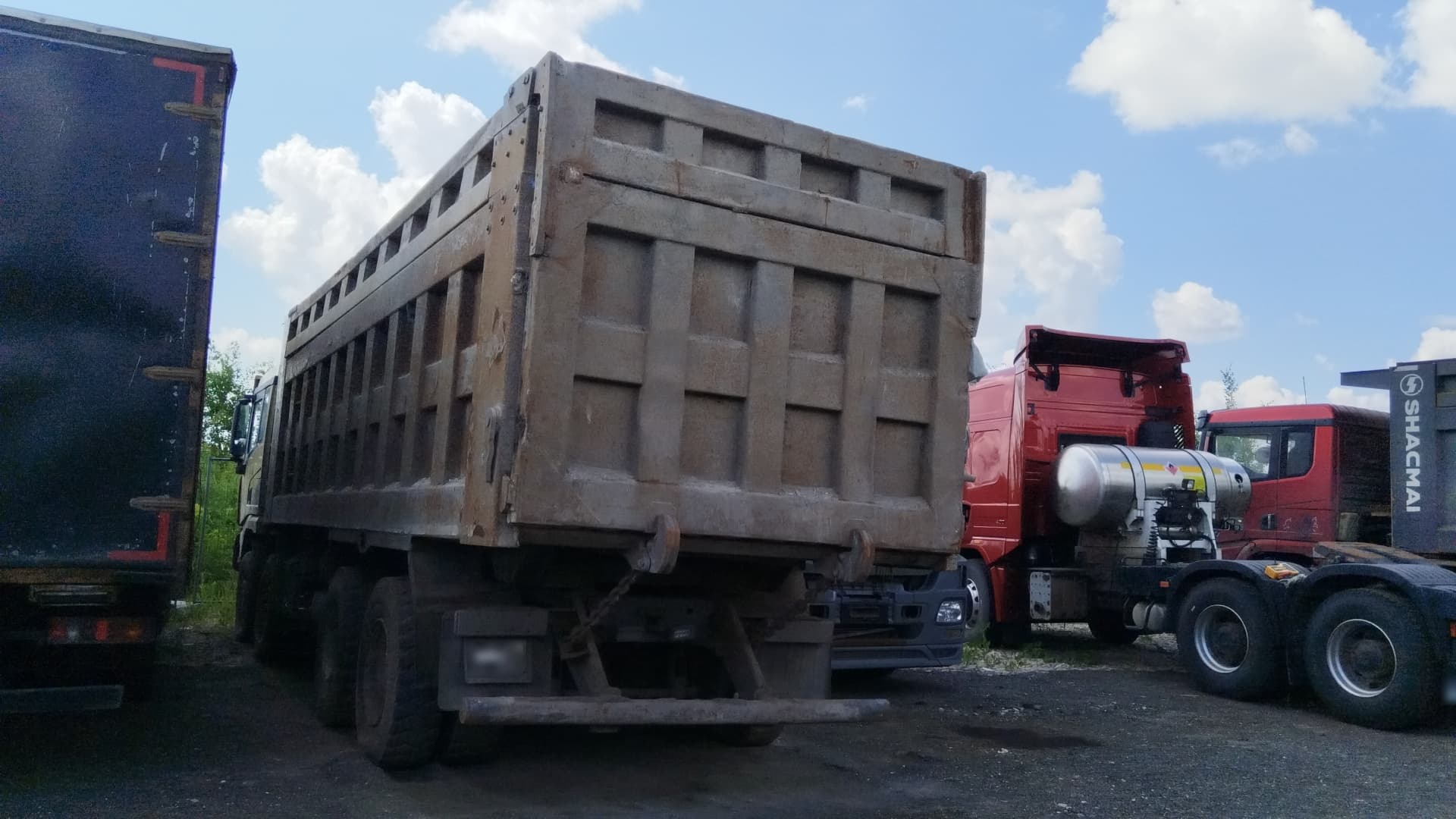 Shacman (Shaanxi) SX* 8x4 Самосвал - 4