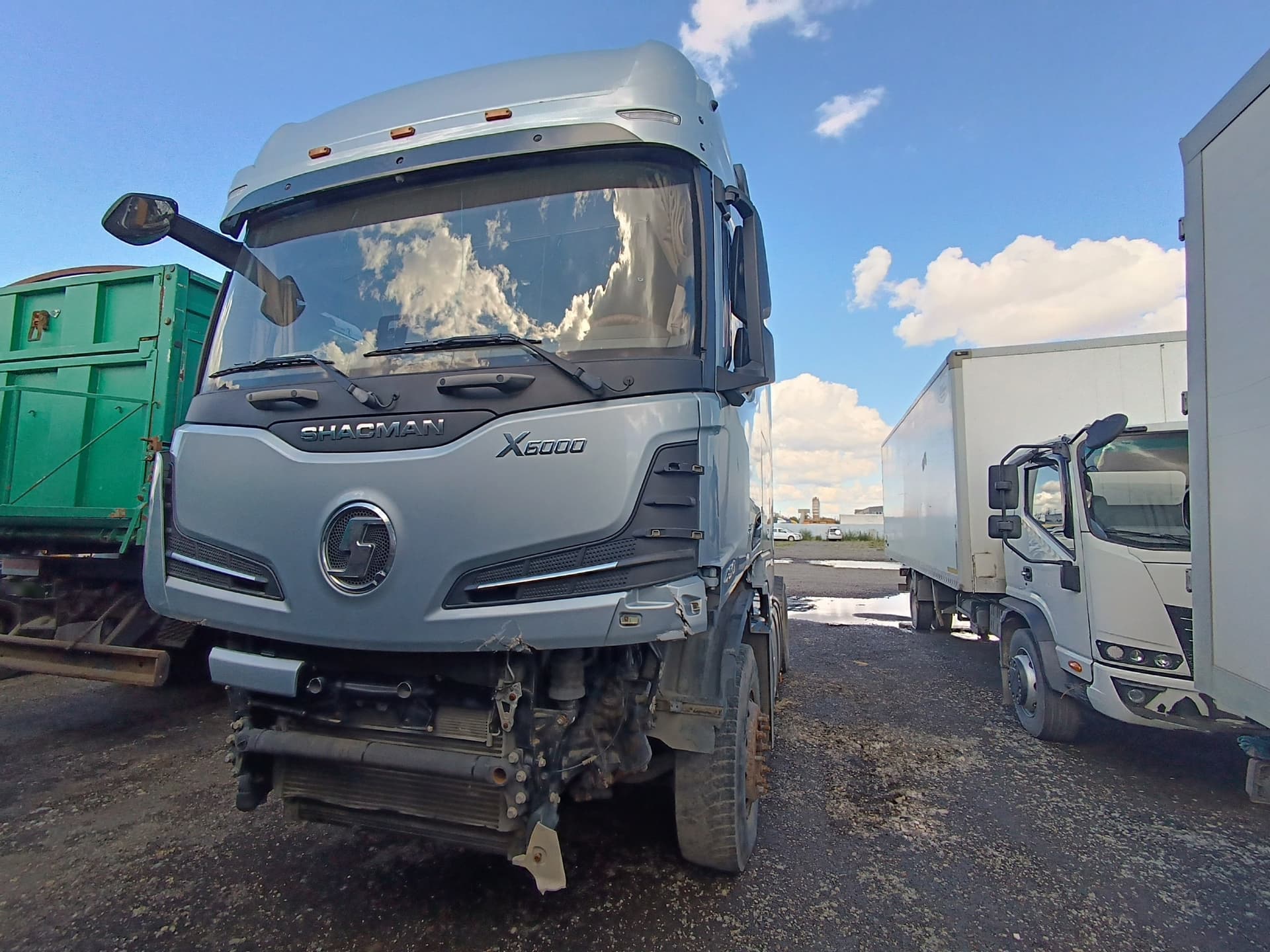 Shacman (Shaanxi) SX* 4x2 Седельный тягач - 1