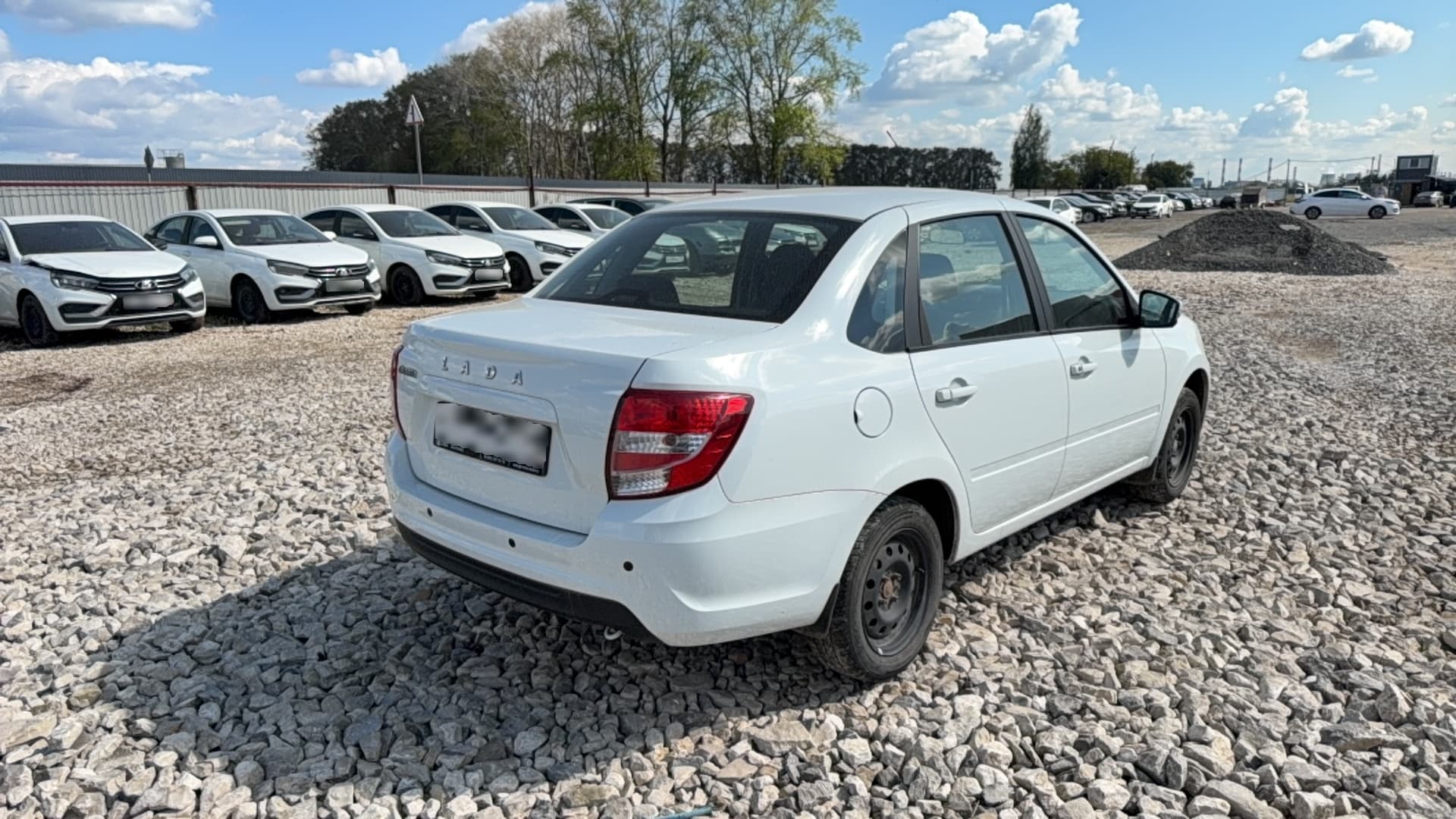 Lada Granta седан - 3