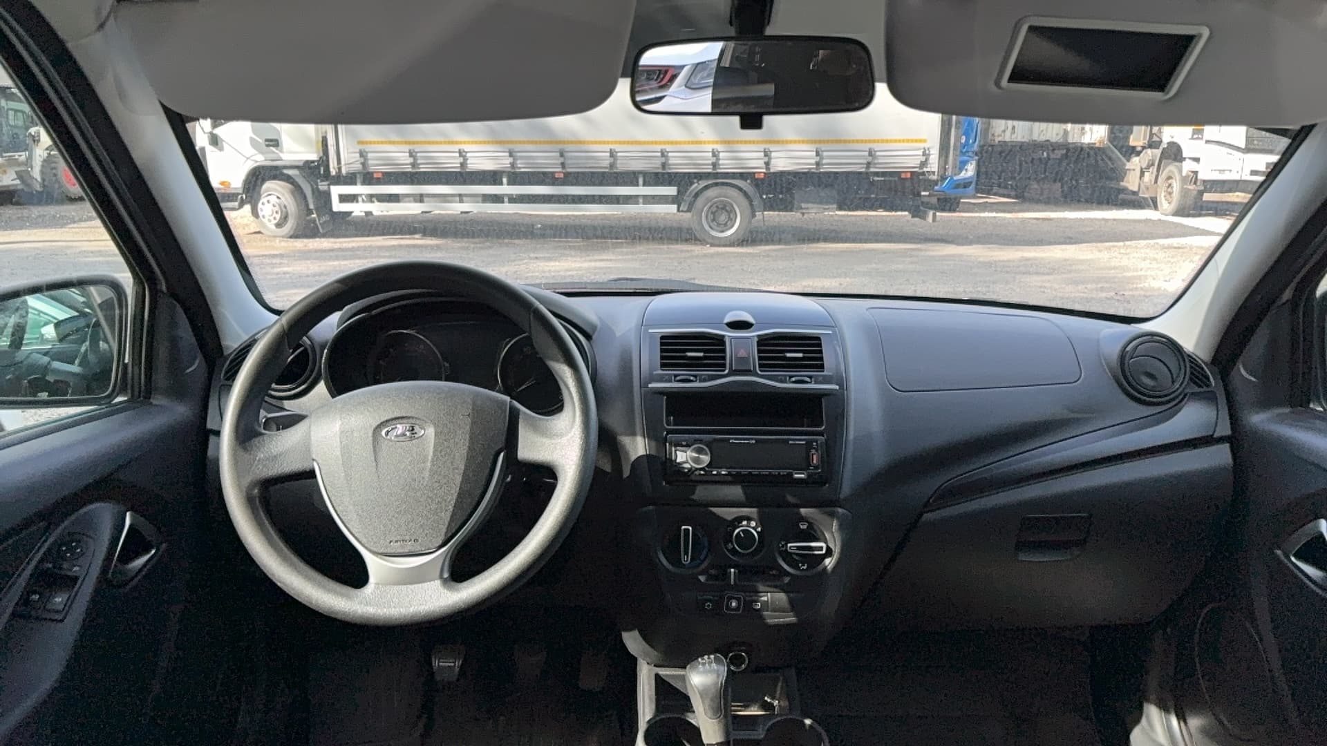 Lada Granta лифтбек - 5