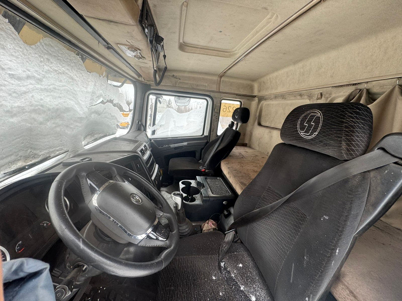 Shacman (Shaanxi) SX* 8x4 Самосвал - 5