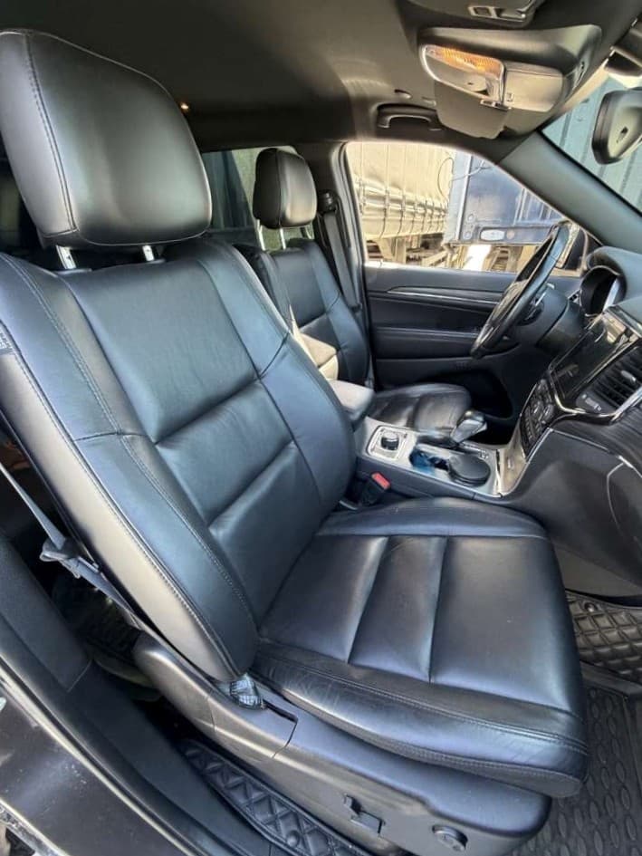 Jeep Grand Cherokee - 6
