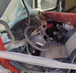 Beiben 2648 6x4 Седельный тягач - 5
