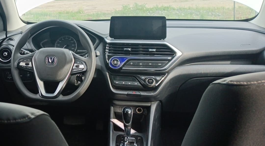 Changan Alsvin - 5