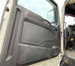 Sitrak C7H 6x4 Седельный тягач - 7