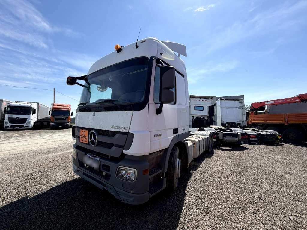 Mercedes-Benz Actros 4x2 Седельный тягач - 1