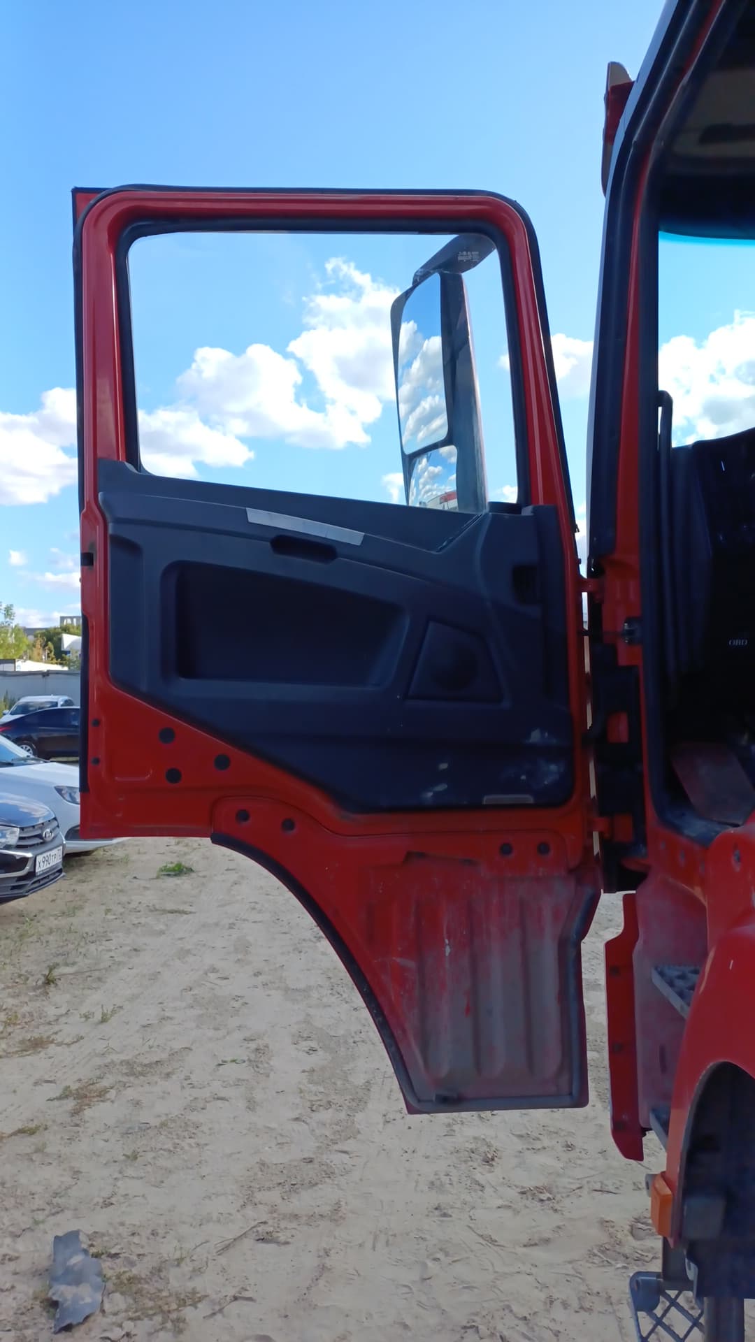 Shacman (Shaanxi) SX* 6x4 Самосвал - 7