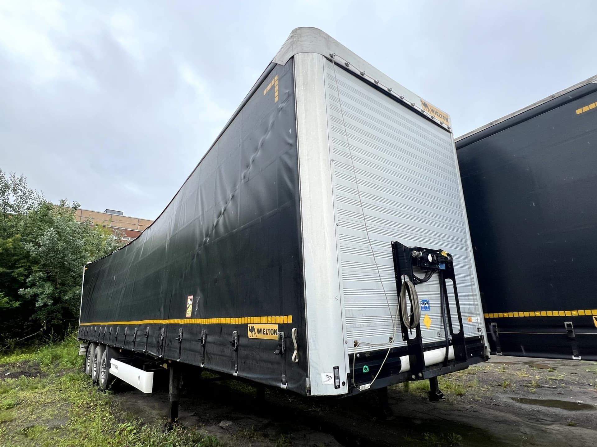 Wielton NS-3 Полуприцеп шторный - 2