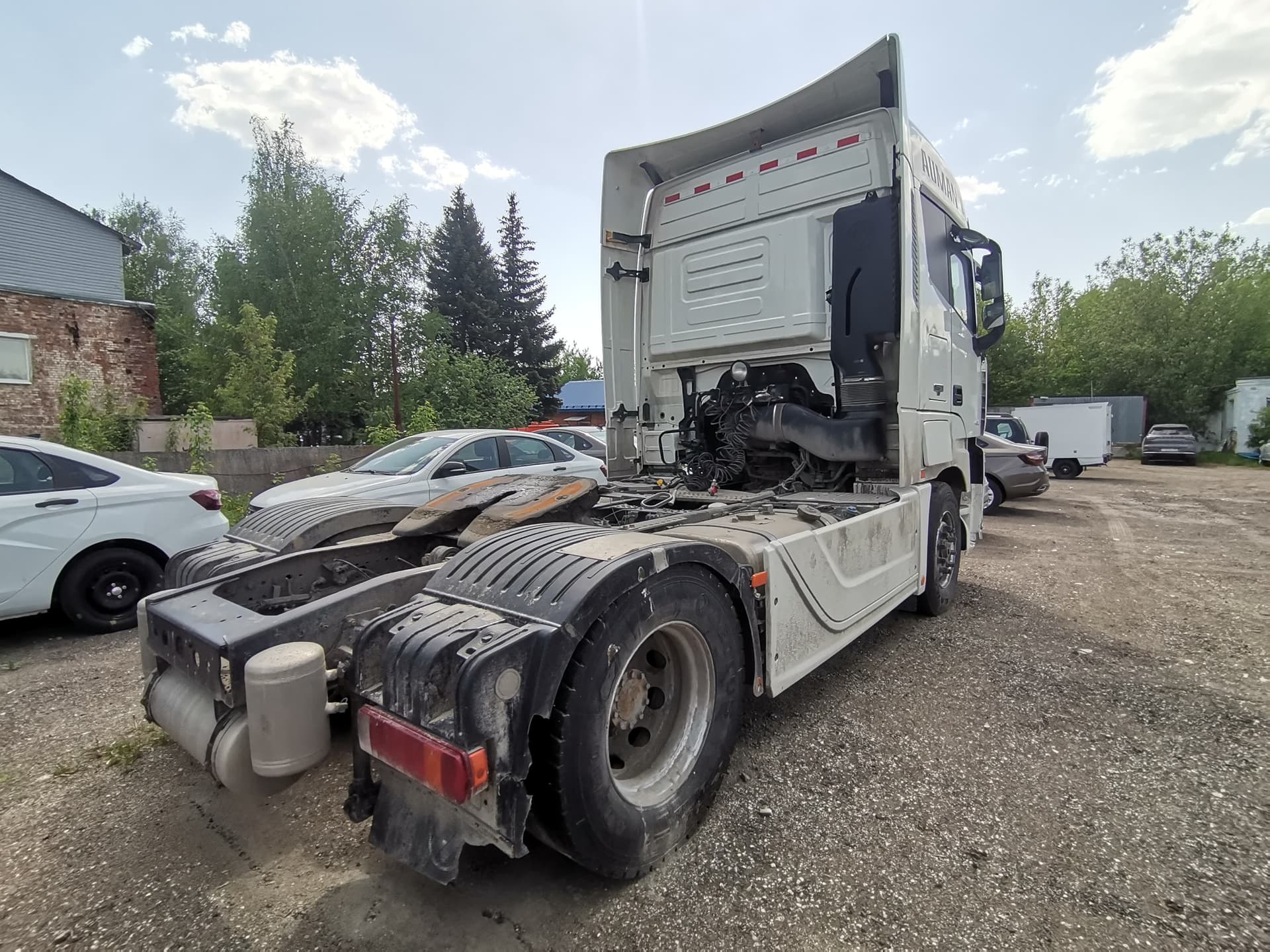 Foton AUMAN 4x2 Седельный тягач - 3