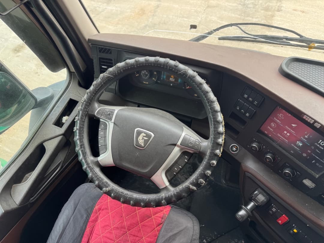 Камаз 54901 4x2 Седельный тягач - 5