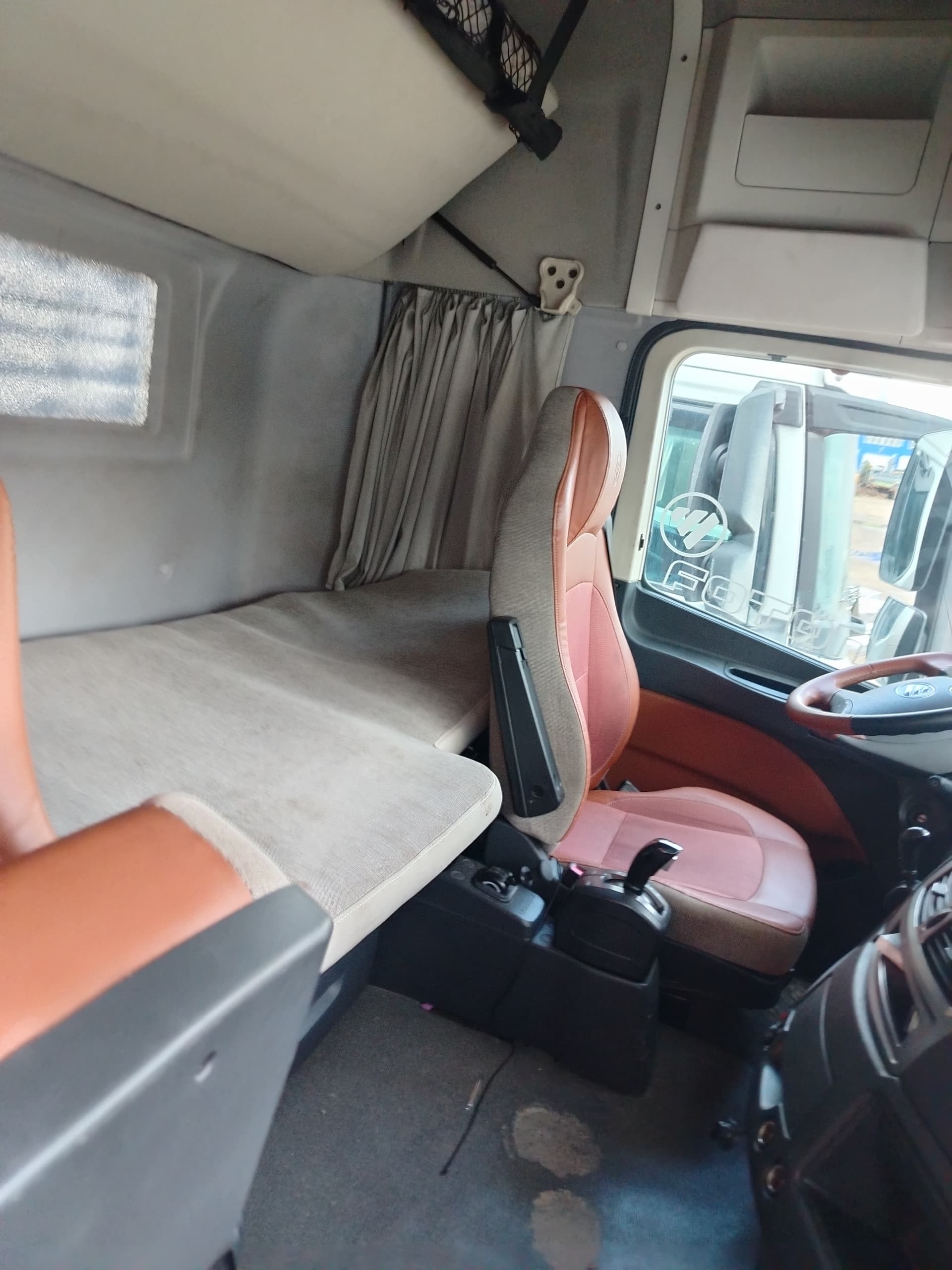 Foton AUMAN 4x2 Седельный тягач - 7