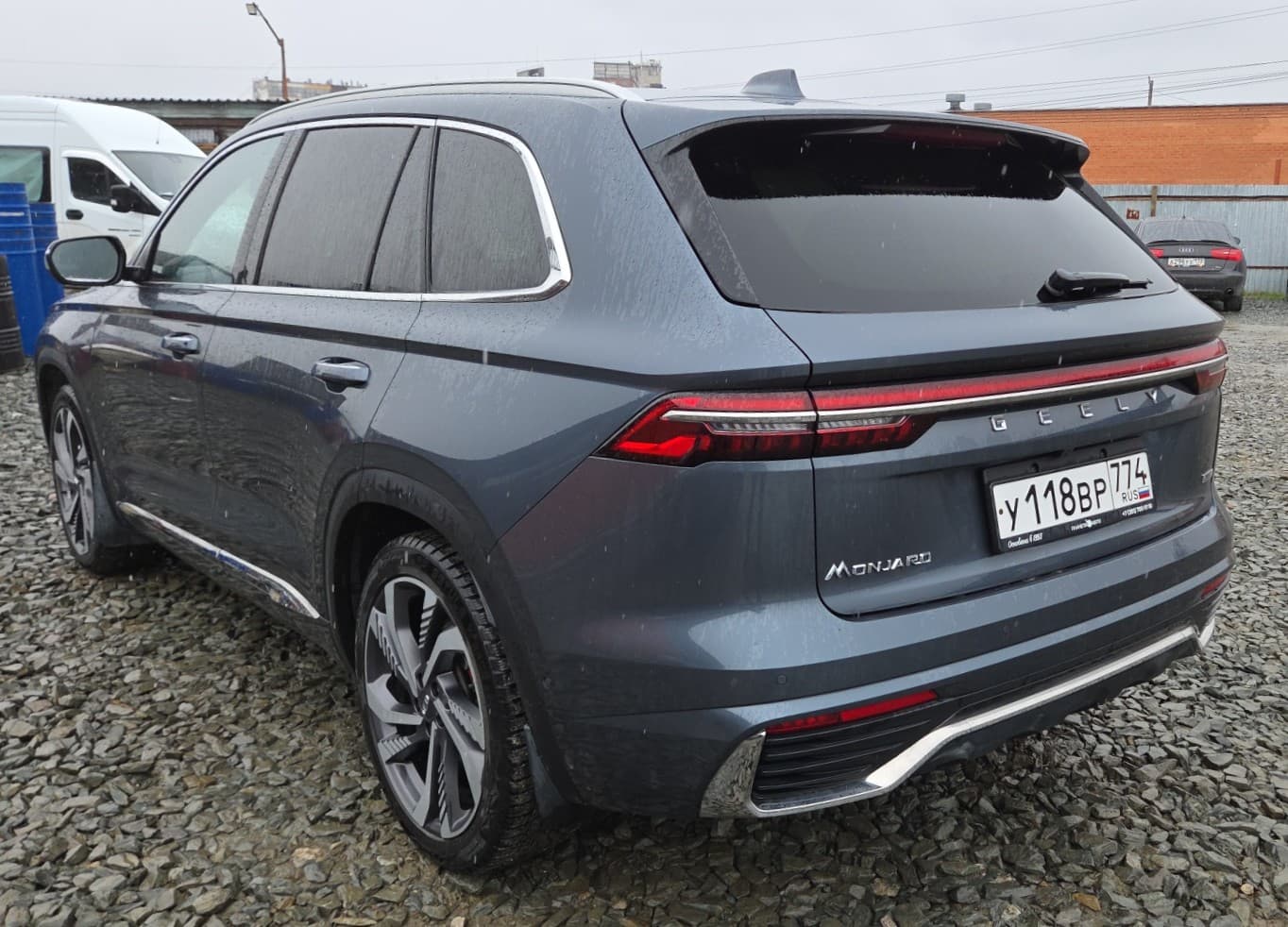 Geely Monjaro - 4