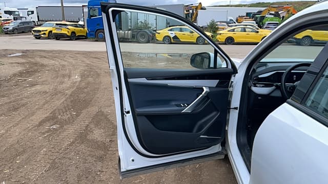 Geely Atlas - 8
