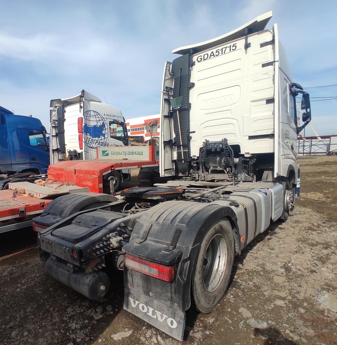 Volvo FH 4x2 Седельный тягач - 3