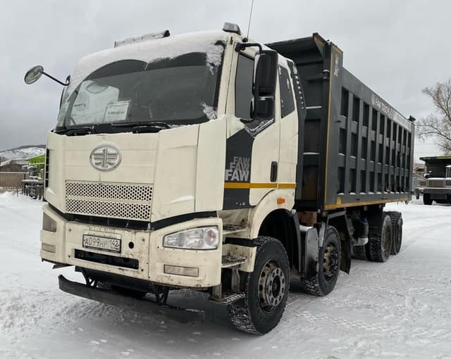 FAW CA 3310 8x4 Самосвал - 1