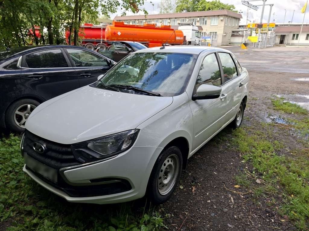 Lada Granta седан - 1