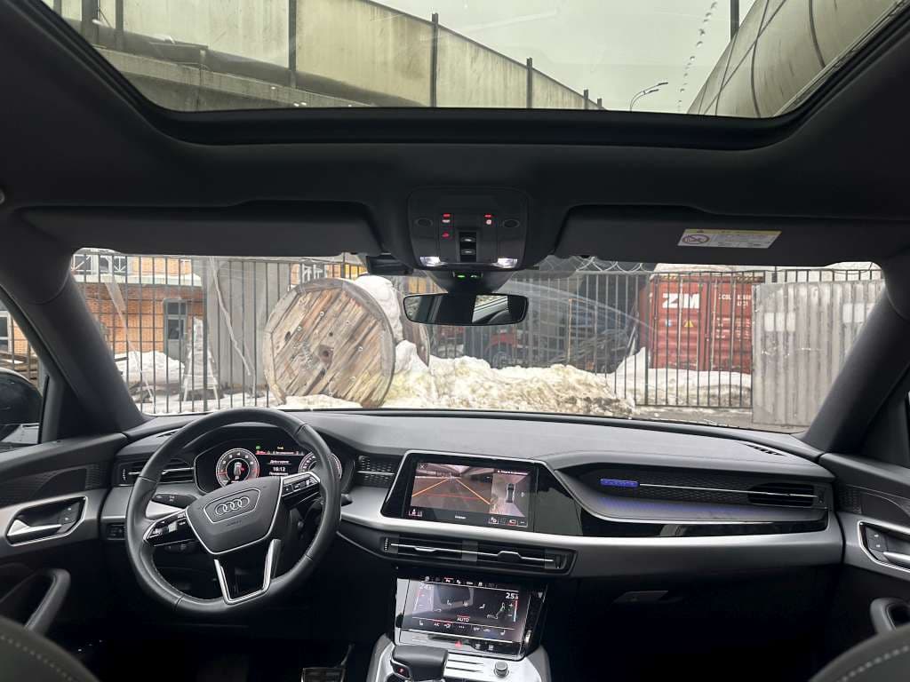 Audi Q6 - 5