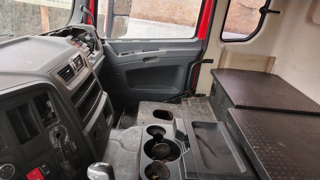 Shacman (Shaanxi) SX* 8x4 Самосвал - 8