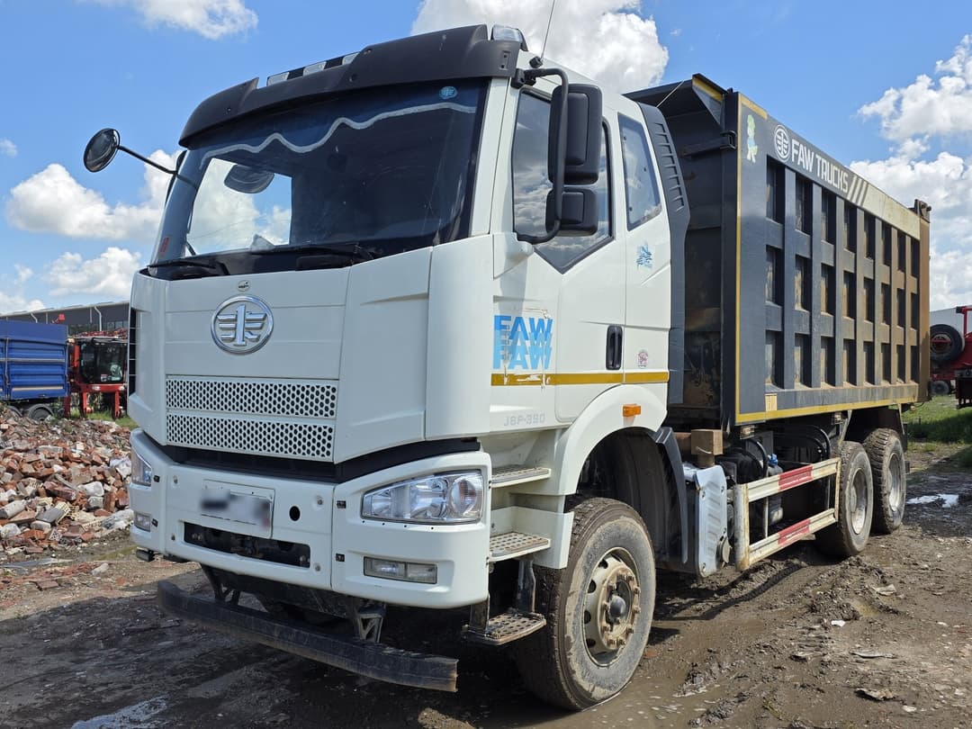 FAW J6* 6x4 Самосвал - 1