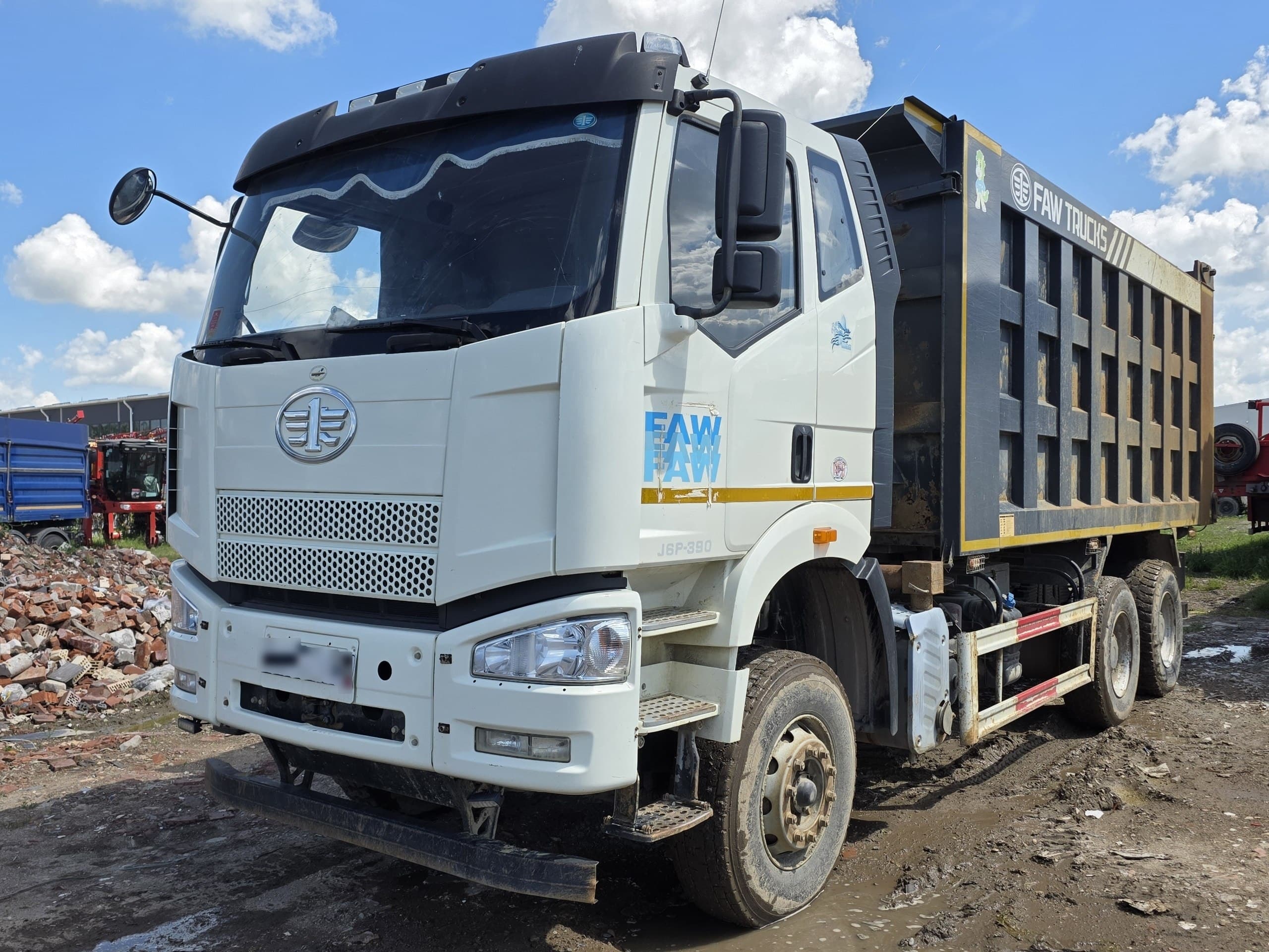 FAW J6* 6x4 Самосвал - 1