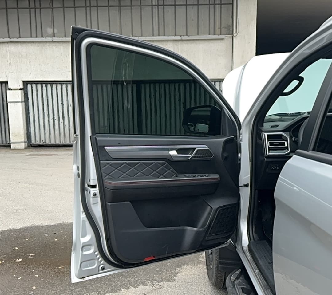 Jac T9 - 8