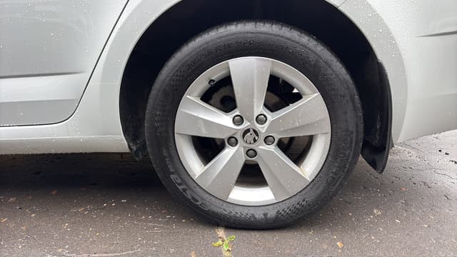 Skoda Octavia - 8