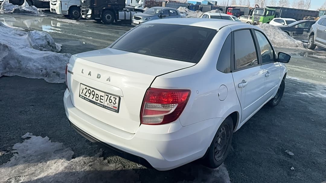 Lada Granta седан - 3
