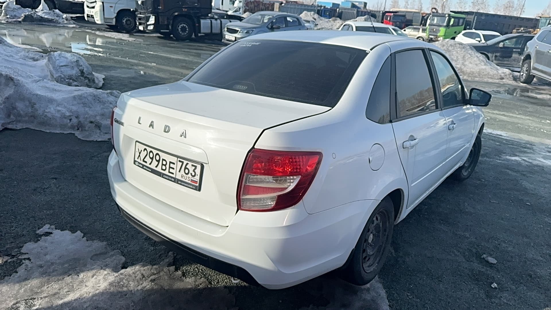 Lada Granta седан - 3