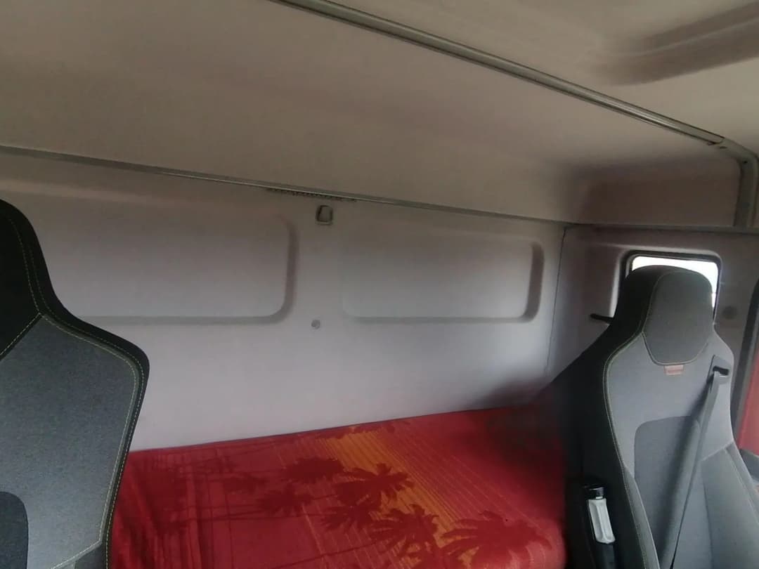 Shacman (Shaanxi) SX* 8x4 Самосвал - 8