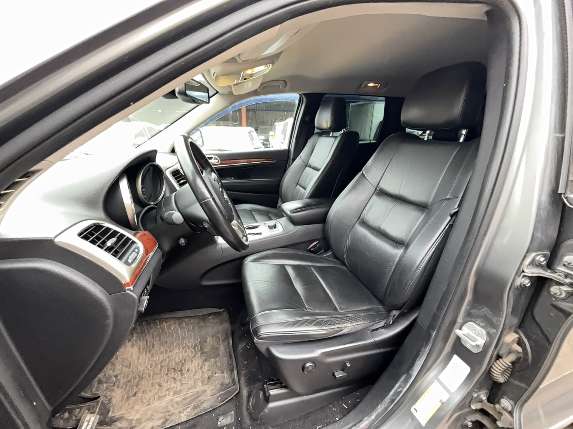 Jeep Grand Cherokee - 6