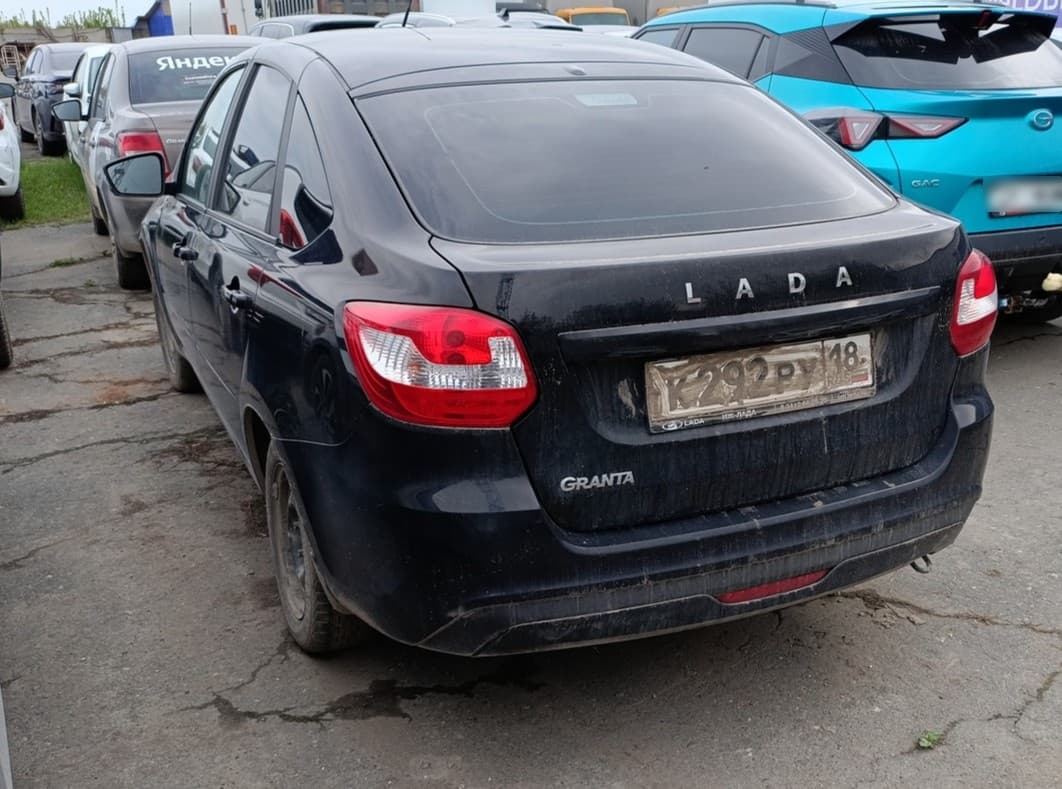 Lada Granta лифтбек - 4