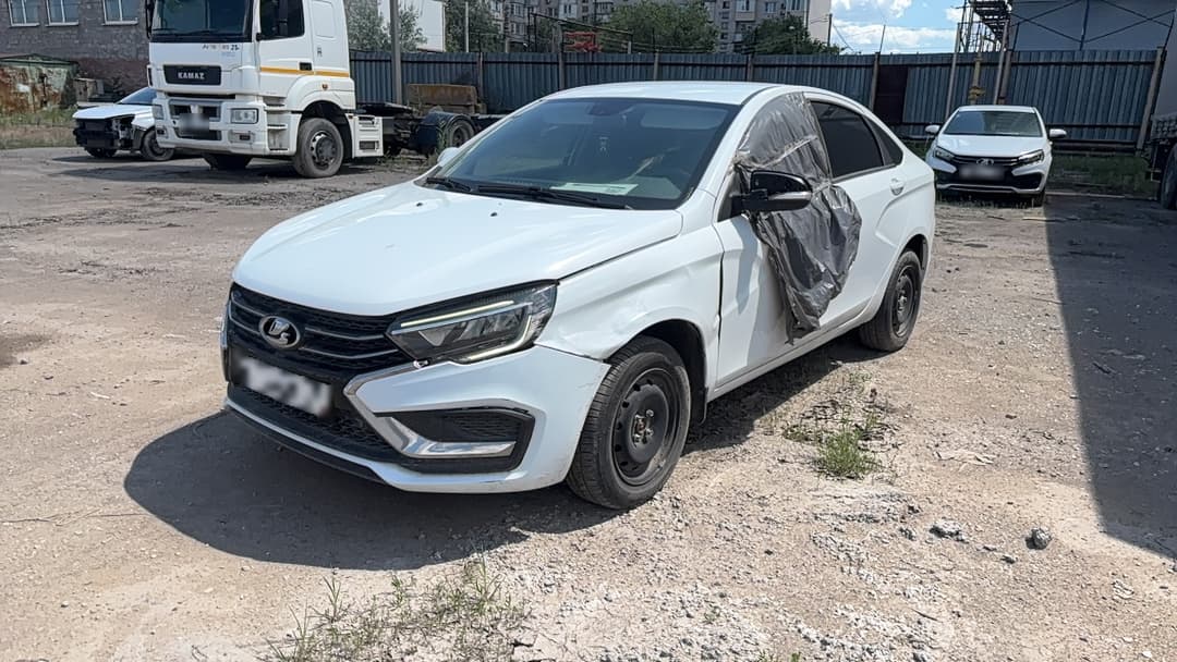Lada Vesta седан - 1