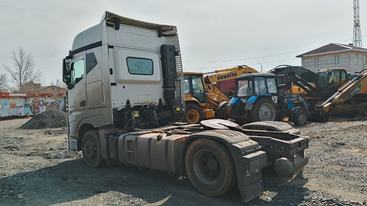 Jac K7 4x2 Седельный тягач - 4