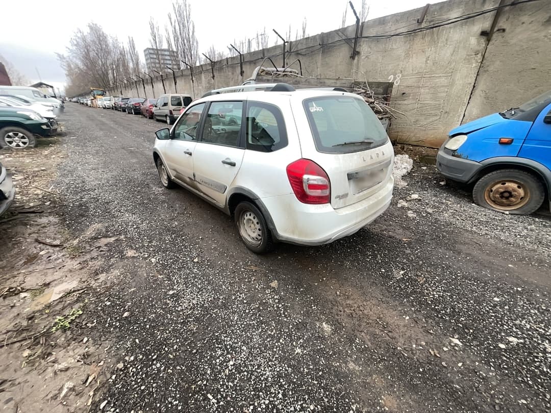 Lada Granta Cross - 4