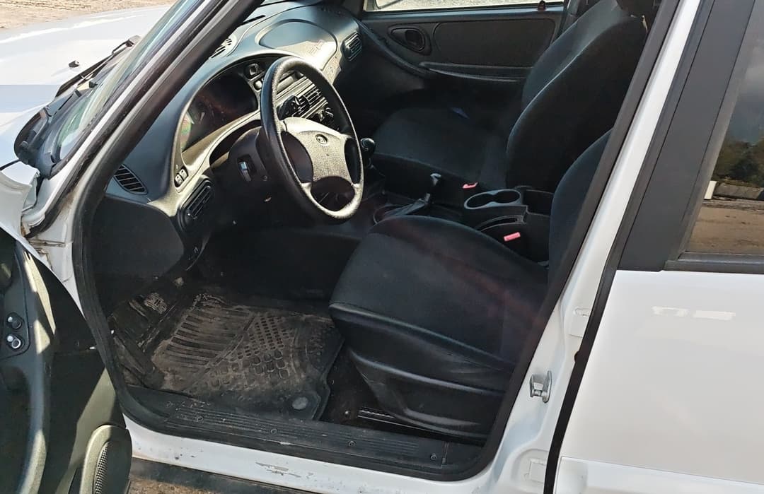 Lada Niva Travel - 6
