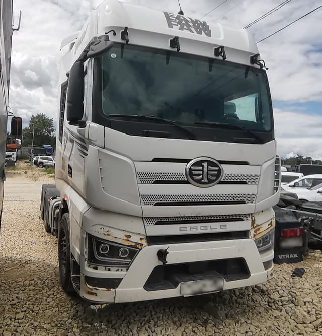 FAW CA 4250 6X4 Седельный тягач - 2