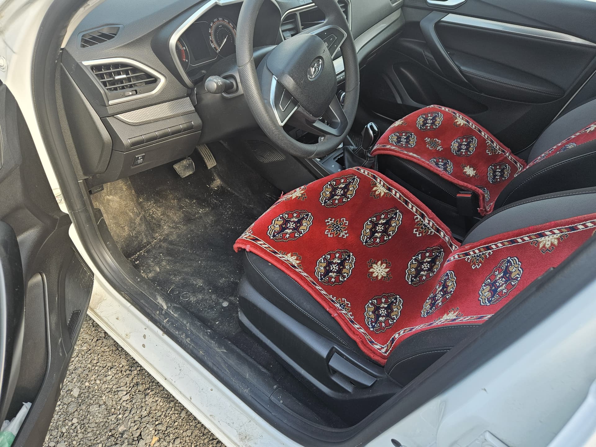 Lada Vesta седан - 6