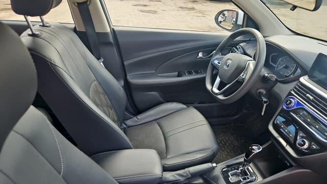 Changan Alsvin - 6