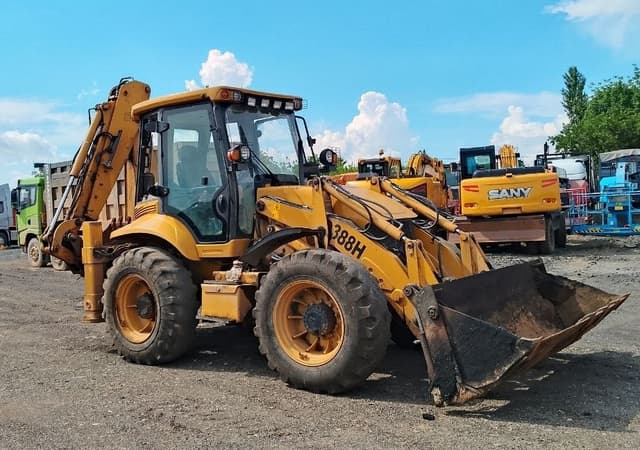 Shanmon 388 Экскаватор-погрузчик - 2