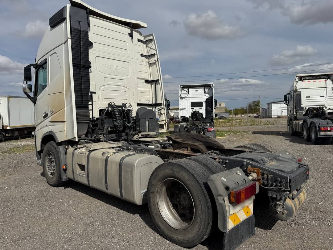Volvo FH 4x2 Седельный тягач - 4